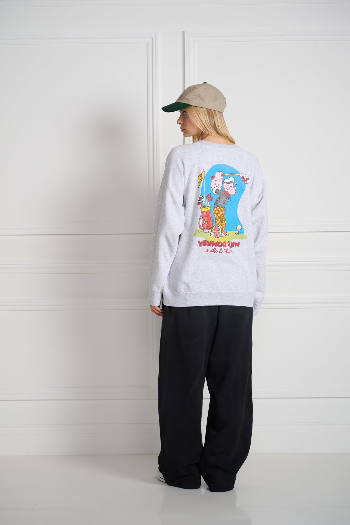 Pop Swing Raglan Sleeves Crewneck