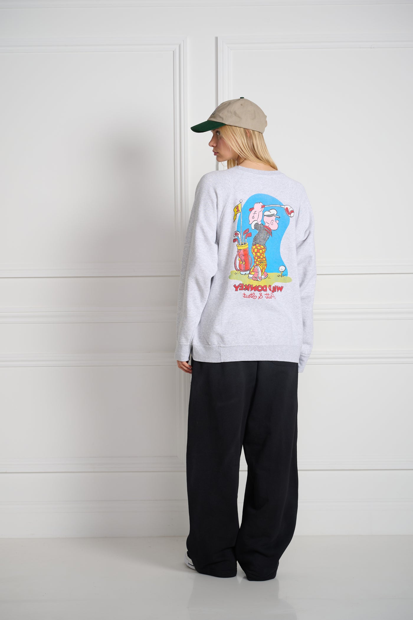 Pop Swing Raglan Sleeves Crewneck